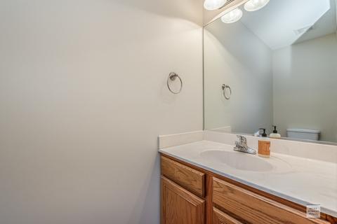 2466 Spring Valley Ct, Aurora, IL 60503 photo 13