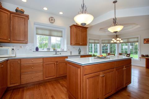 1009 Eagle, Mchenry, IL 60050 photo 4