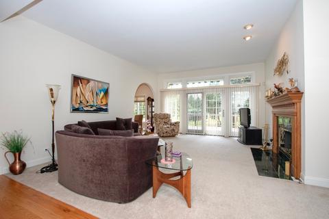 1009 Eagle, Mchenry, IL 60050 photo 8