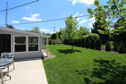 207 Mecherle Dr, Bloomington, IL 61701 photo 20