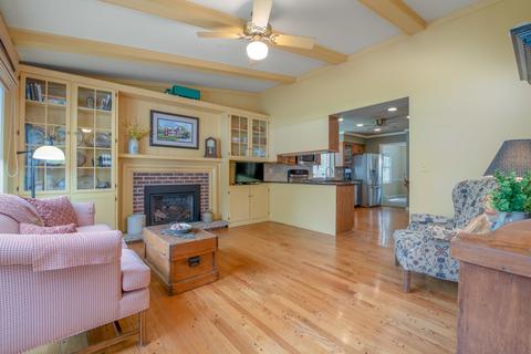 413 E 11th Ave, Naperville, IL 60563 photo 10