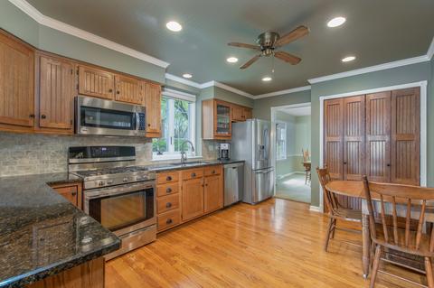 413 E 11th Ave, Naperville, IL 60563 photo 7