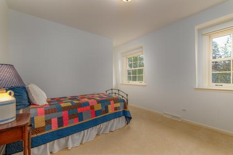 413 E 11th Ave, Naperville, IL 60563 photo 25