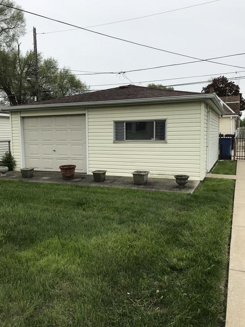 555 E 103rd Pl, Chicago, IL 60628 photo 45