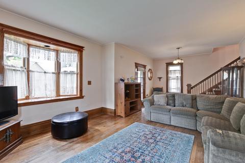 29 Monroe St, Elgin, IL 60123 photo 7