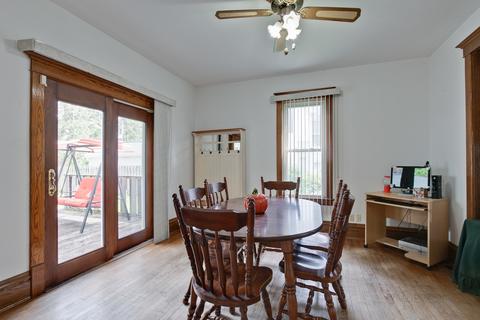 29 Monroe St, Elgin, IL 60123 photo 9