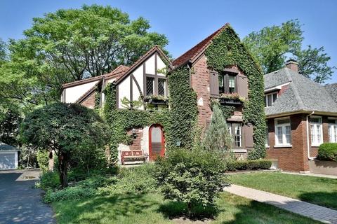 256 Bartram Rd, Riverside, IL 60546 photo 1