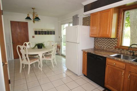 807 Bryan St, Normal, IL 61761 photo 5