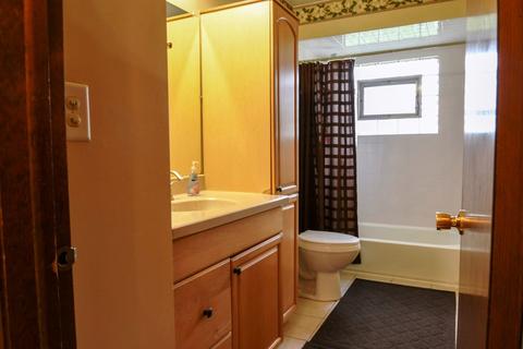 236 S Circle Dr, Addison, IL 60101 photo 11