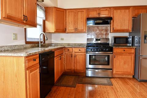 236 S Circle Dr, Addison, IL 60101 photo 7