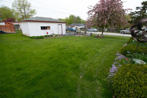 417 Edison Ave, Aurora, IL 60505 photo 16