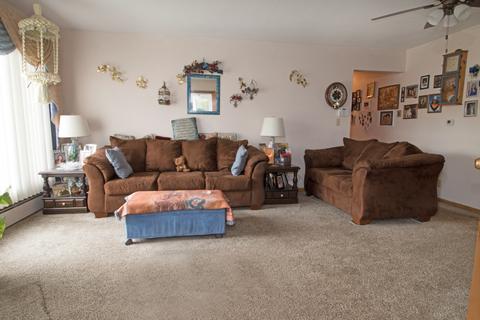 417 Edison Ave, Aurora, IL 60505 photo 2