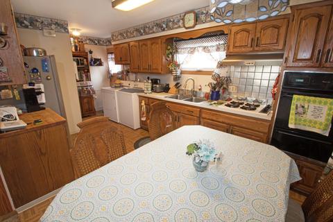 417 Edison Ave, Aurora, IL 60505 photo 6