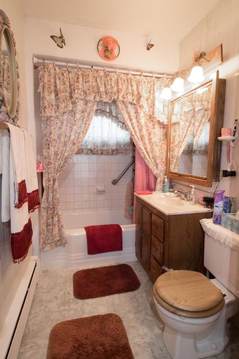 417 Edison Ave, Aurora, IL 60505 photo 12