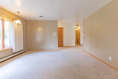 520 Sunrise Dr, Chenoa, IL 61726 photo 8