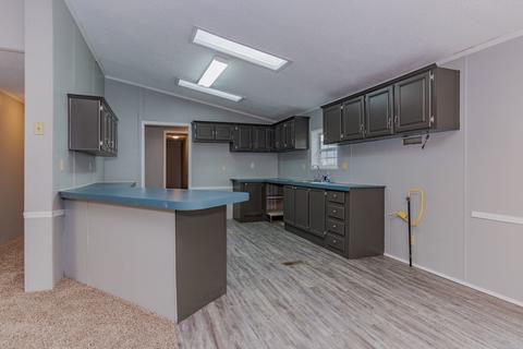 101 S Oak, Arrowsmith, IL 61722 photo 6