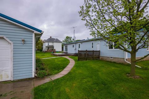 101 S Oak, Arrowsmith, IL 61722 photo 3