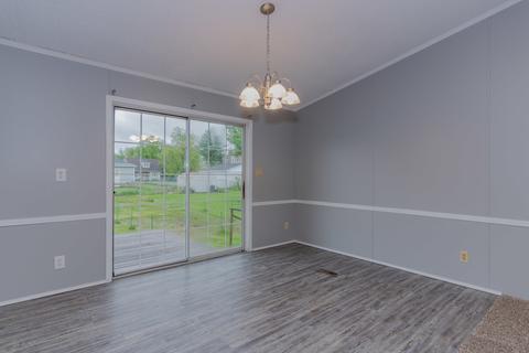 101 S Oak, Arrowsmith, IL 61722 photo 7