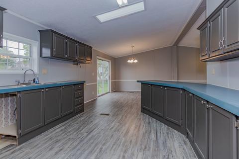 101 S Oak, Arrowsmith, IL 61722 photo 4