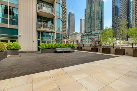 21 E Huron St #2902, Chicago, IL 60611 photo 35