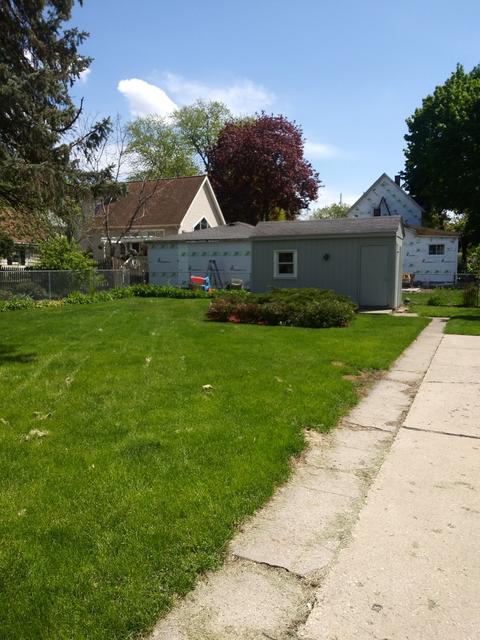 304 E 1st St, East Dundee, IL 60118 photo 4