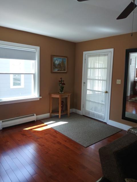 304 E 1st St, East Dundee, IL 60118 photo 9