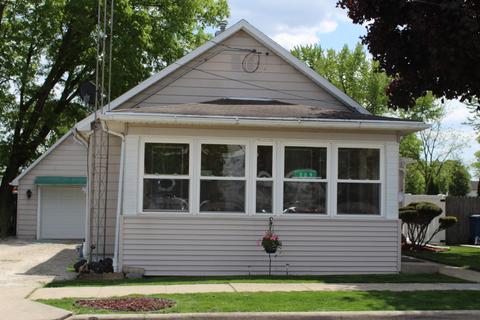209 E High St, Morris, IL 60450 photo 1