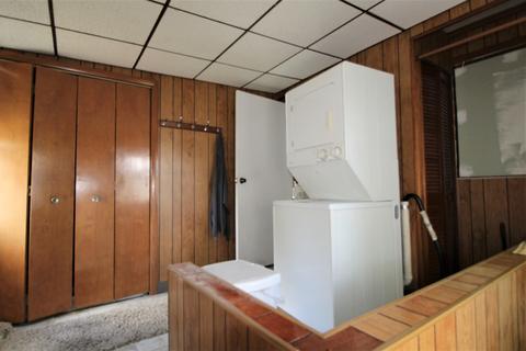 209 E High St, Morris, IL 60450 photo 10