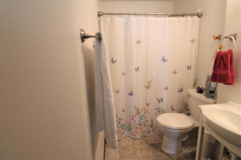 209 E High St, Morris, IL 60450 photo 7