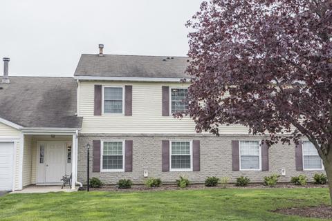 681 Thorntree Ct #B1, Bartlett, IL 60103 photo 1