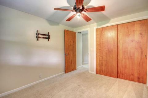 633 E Meyers, Monticello, IL 61856 photo 24