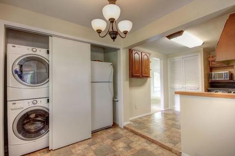 633 E Meyers, Monticello, IL 61856 photo 16