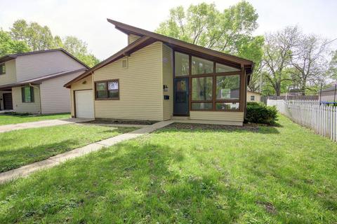 633 E Meyers, Monticello, IL 61856 photo 3