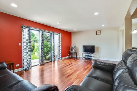 624 Bayview, Schaumburg, IL 60194 photo 3
