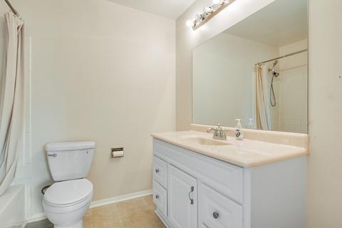624 Bayview, Schaumburg, IL 60194 photo 13