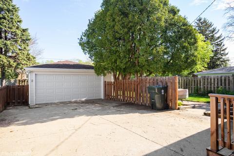 2128 Chase Ave, Des Plaines, IL 60018 photo 13