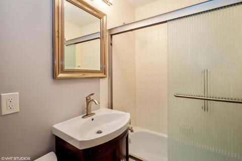 2128 Chase Ave, Des Plaines, IL 60018 photo 10