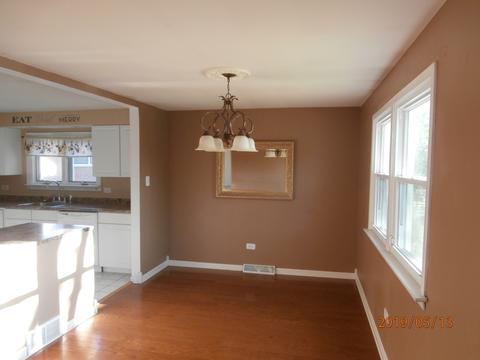 14846 Trumbull Ave, Midlothian, IL 60445 photo 5