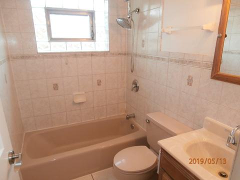 14846 Trumbull Ave, Midlothian, IL 60445 photo 11