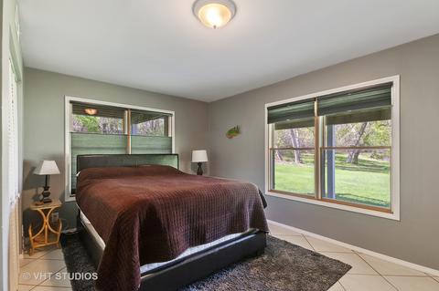 913 Silver Glen Rd, Mchenry, IL 60050 photo 18