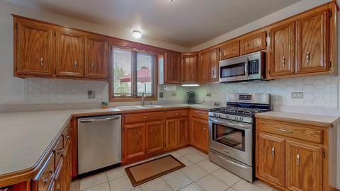 10318 Oconnell Ave, Mokena, IL 60448 photo 5