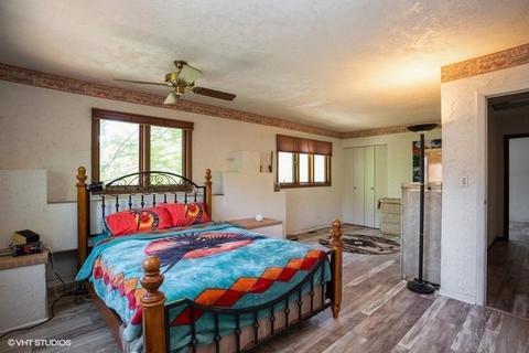 1920 E Camp Mcdonald Rd, Mount Prospect, IL 60056 photo 8
