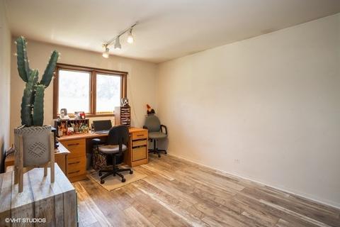1920 E Camp Mcdonald Rd, Mount Prospect, IL 60056 photo 10