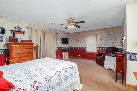 295 E 5th St, El Paso, IL 61738 photo 12