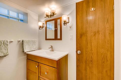 378 Cornell Ave, Des Plaines, IL 60016 photo 19
