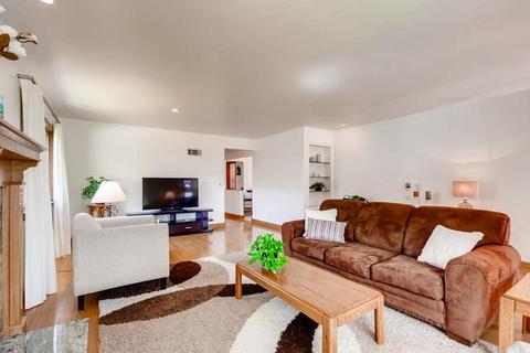 378 Cornell Ave, Des Plaines, IL 60016 photo 5