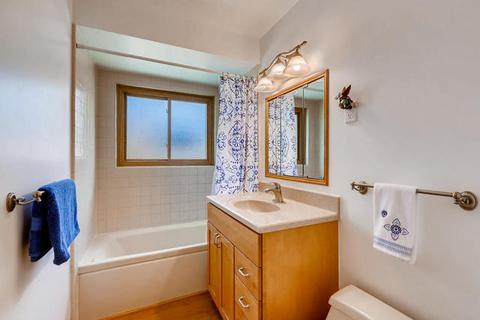 378 Cornell Ave, Des Plaines, IL 60016 photo 15