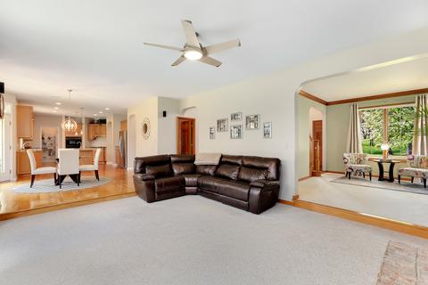 635 Hamilton Ct, Bartlett, IL 60103 photo 12