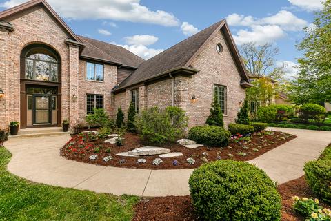 635 Hamilton Ct, Bartlett, IL 60103 photo 2