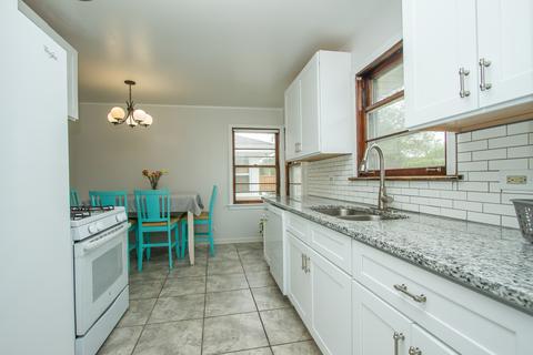 5808 Superior St, Berkeley, IL 60163 photo 5